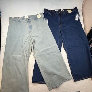 Universal Thread Women's Flare Jeans - Light Wash & Dark Wash Denim